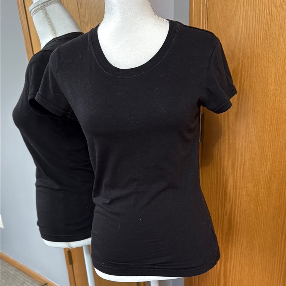 Danskin Black Fitted Short Sleeve Tee